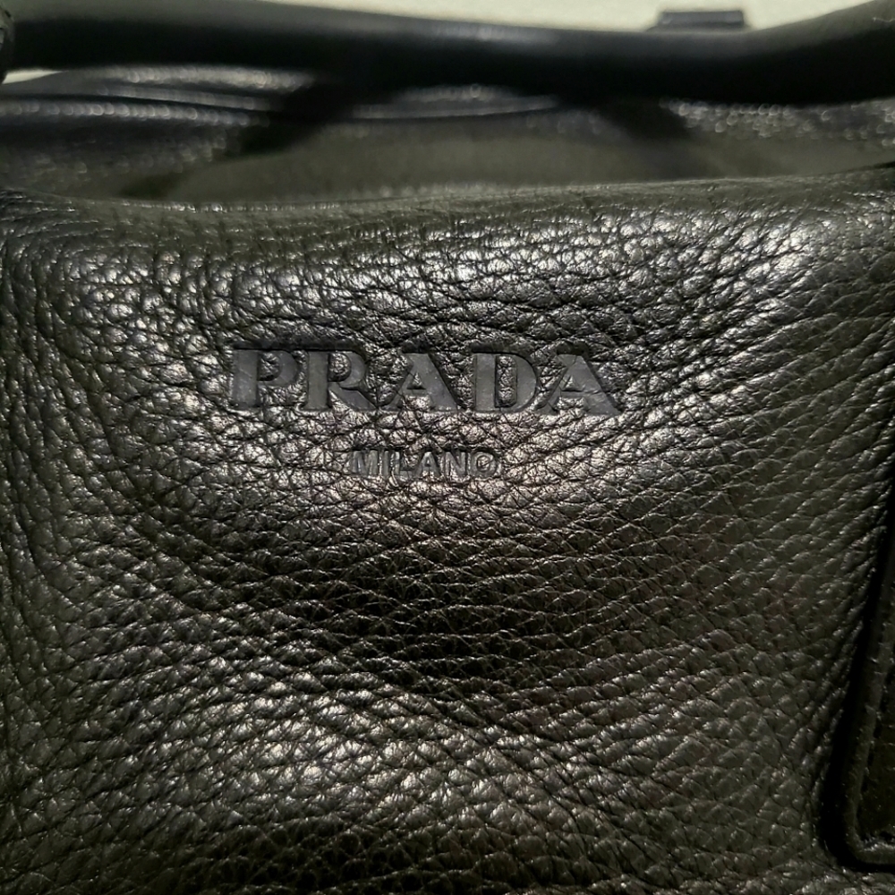 Prada | Black Leather Weekender Bag - Picture 3 of 11